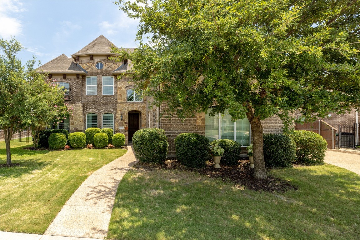 6812 S Fork Drive North Richland Hills TX 76182