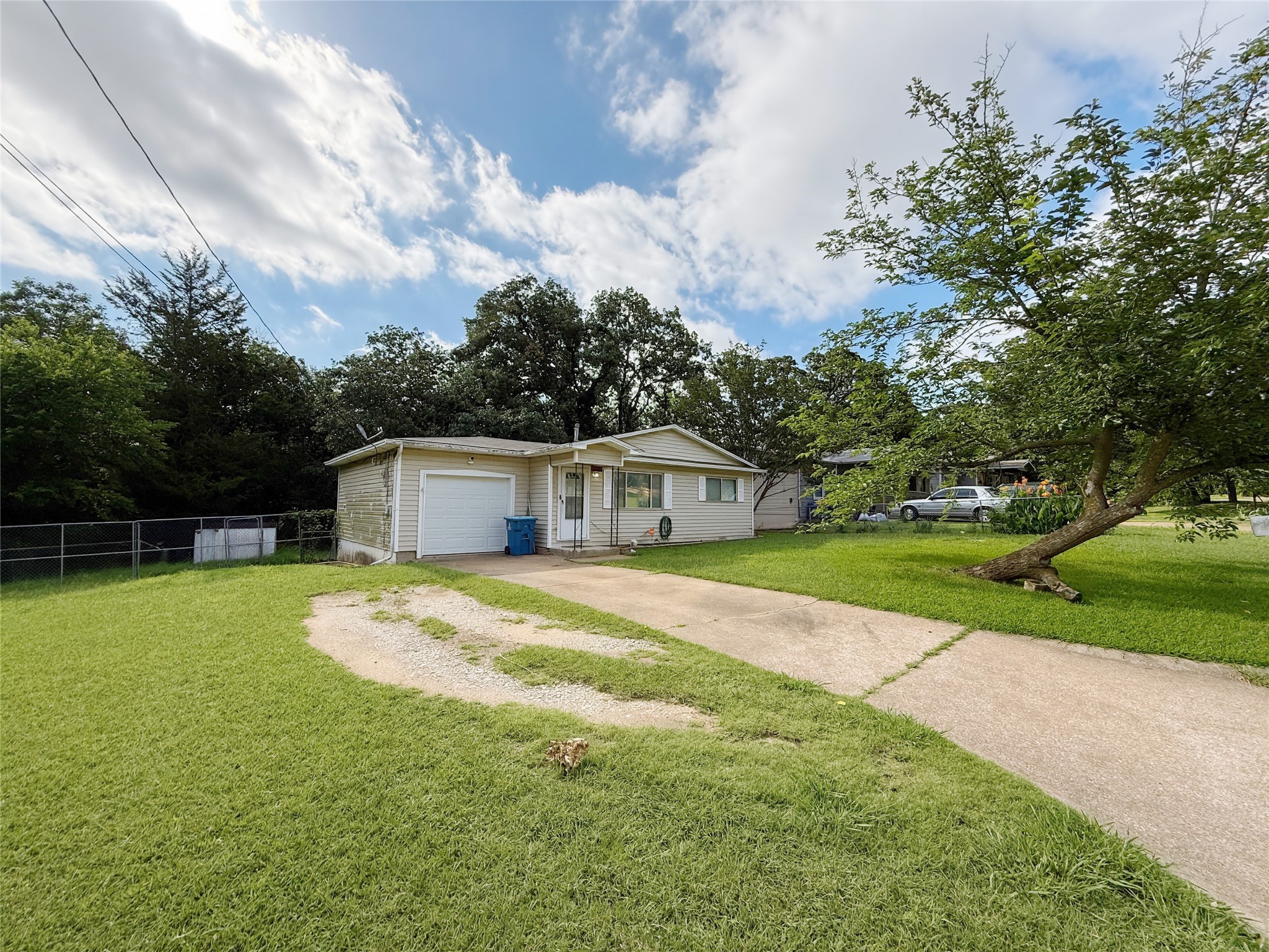 1200 Park Drive Denison TX 75020