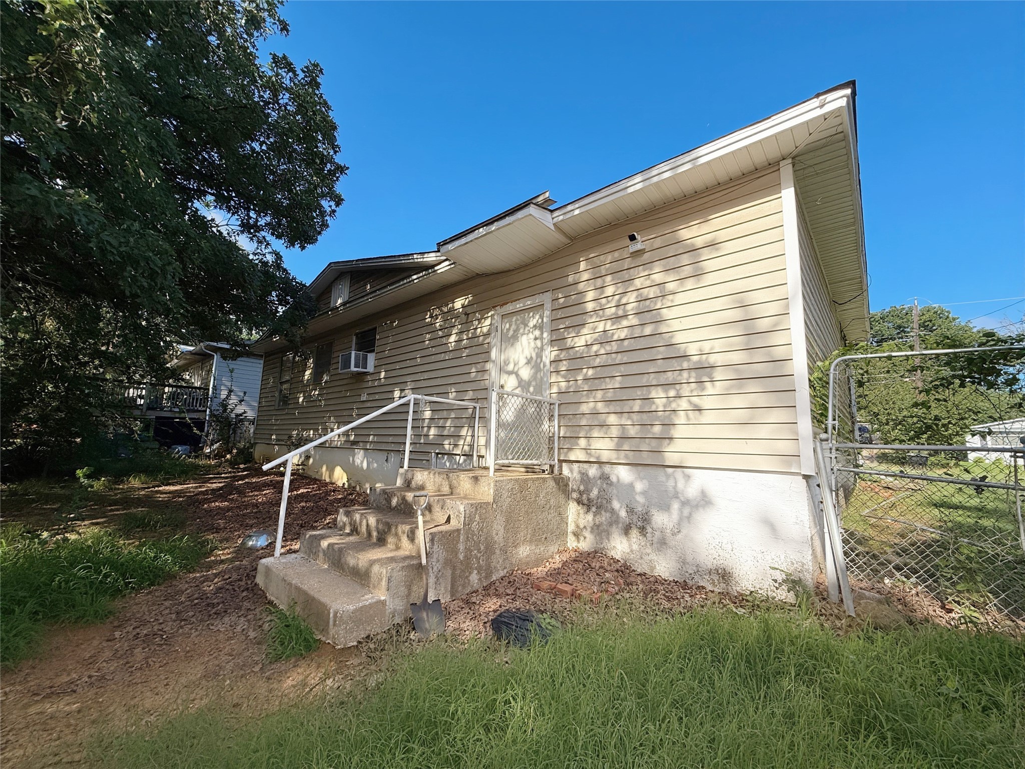 1200 Park Drive Denison TX 75020