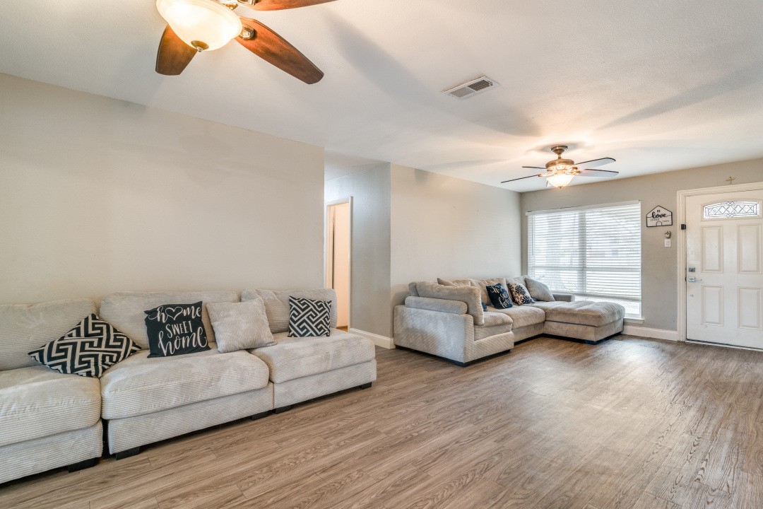 3834 Emerald Drive Mesquite TX 75150
