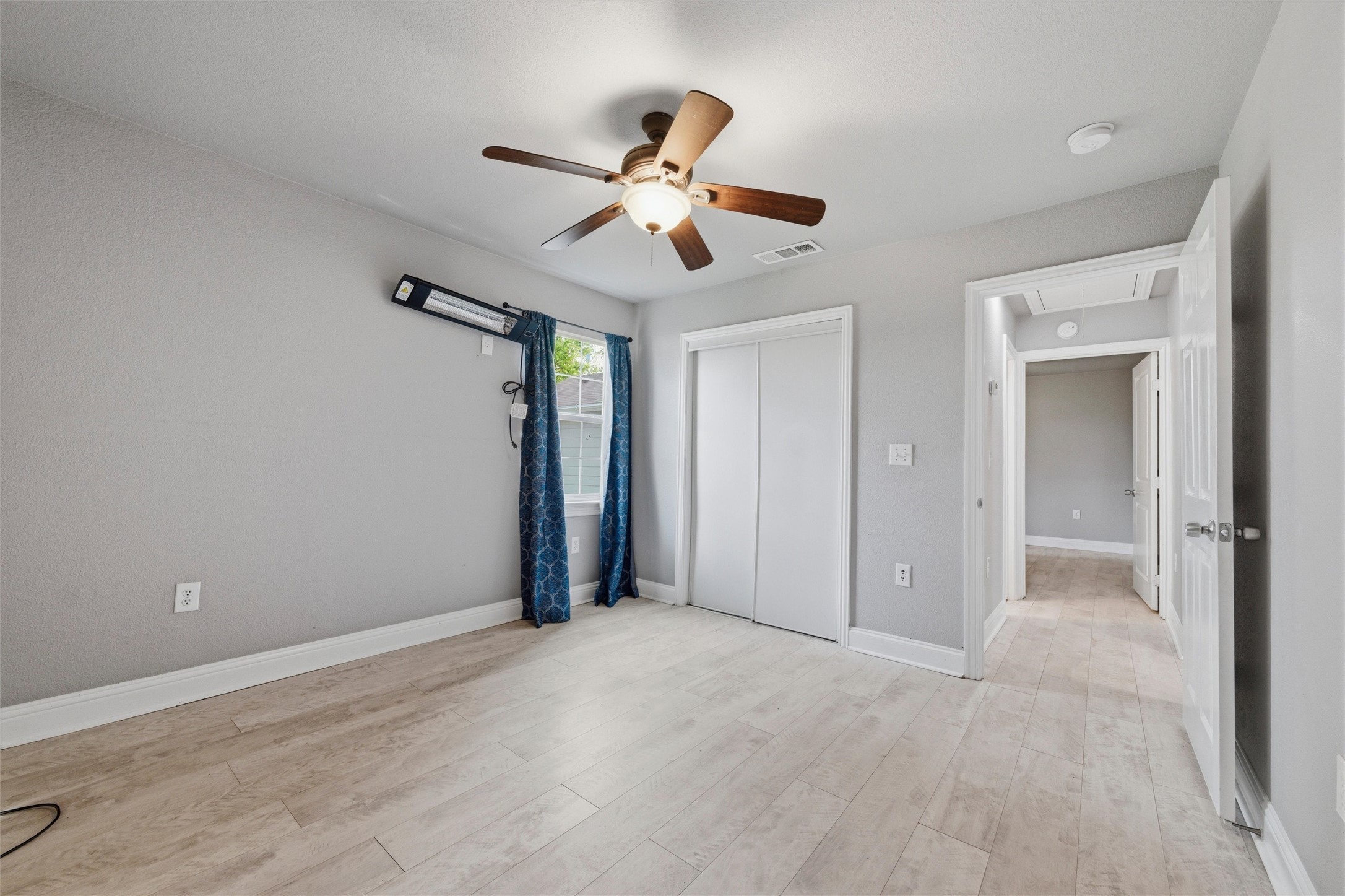 1606 Davis Boulevard Garland TX 75042