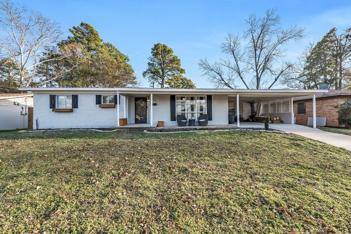 3129 Rollingwood Drive Tyler TX 75701