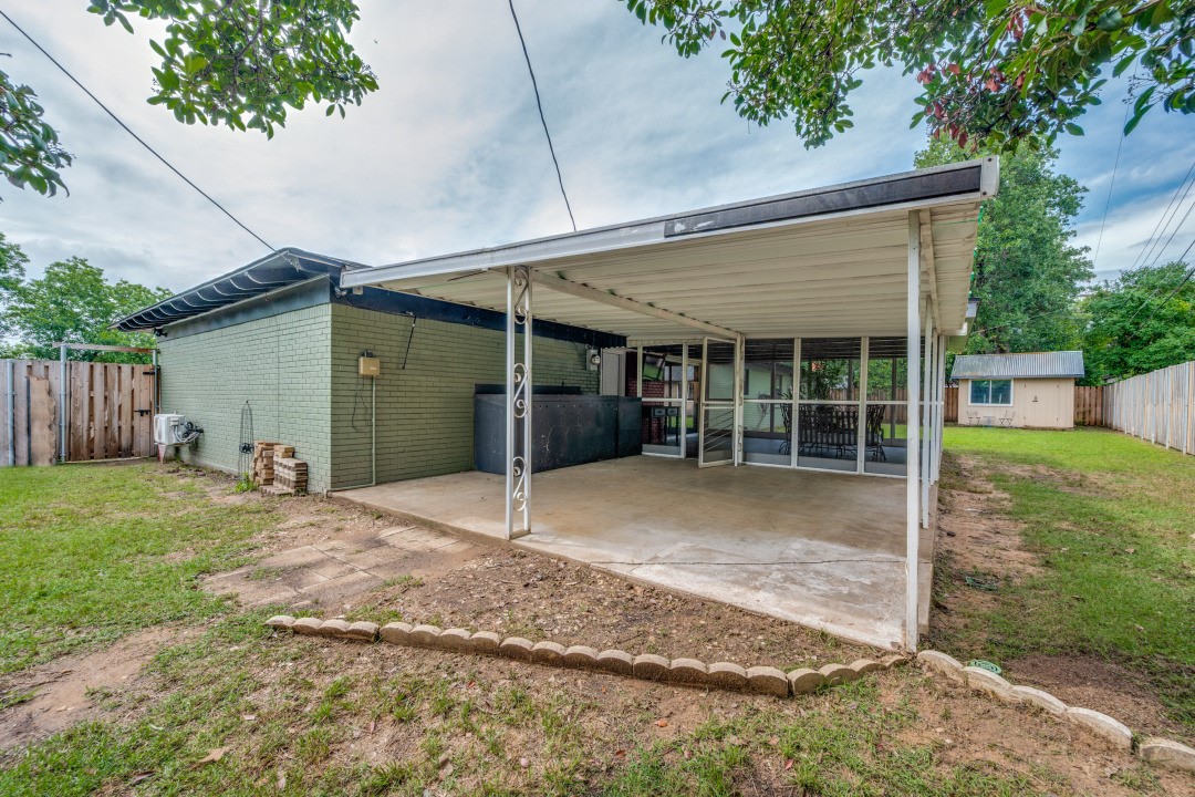 905 Hurstview Drive Hurst TX 76053