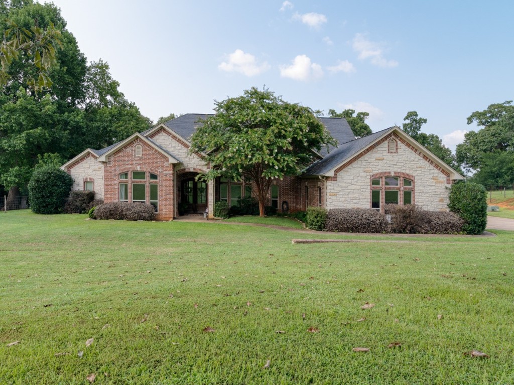 13225 County Road 2235 Whitehouse TX 75791