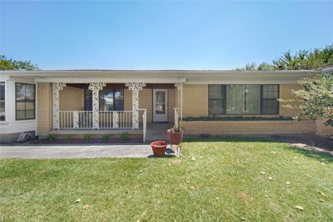 137 S 7th Street Jacksboro TX 76458