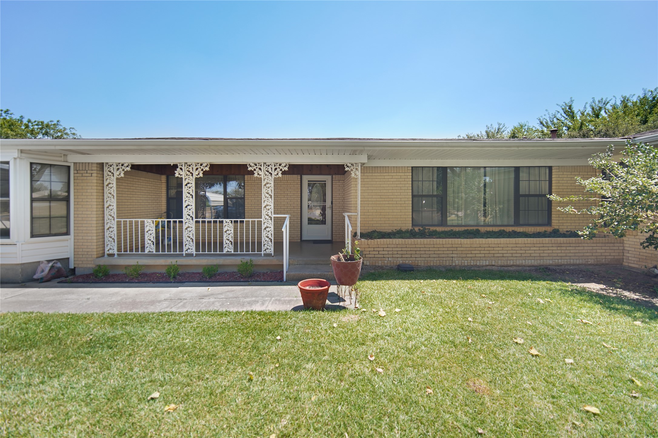 137 S 7th Street Jacksboro TX 76458