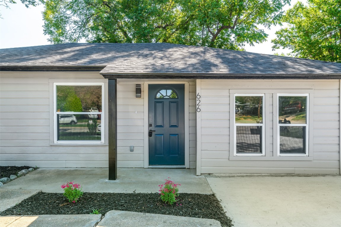 626 Cimarron Trace Grand Prairie TX 75051