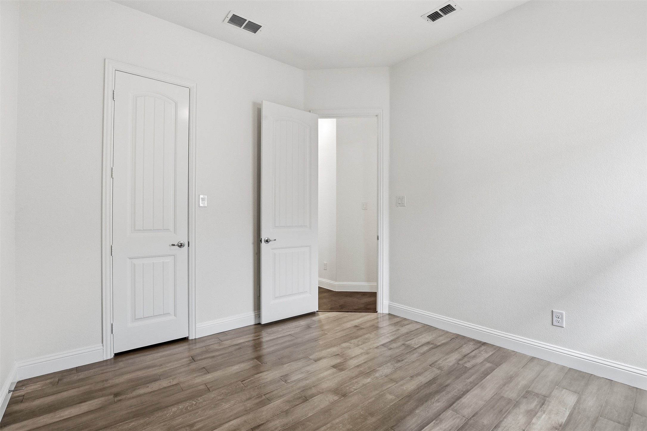 1383 Sandhurst Drive Roanoke TX 76262