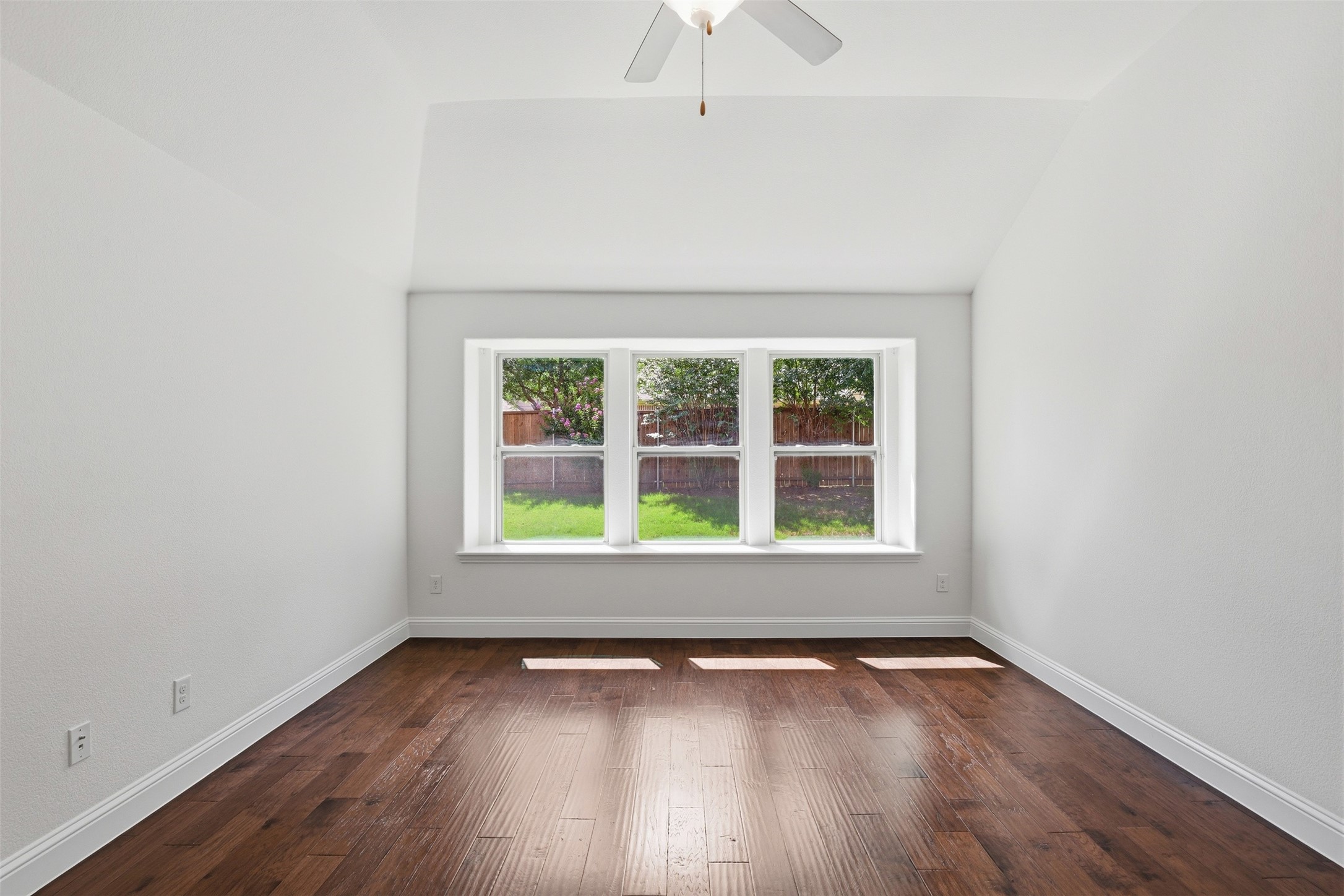 1383 Sandhurst Drive Roanoke TX 76262