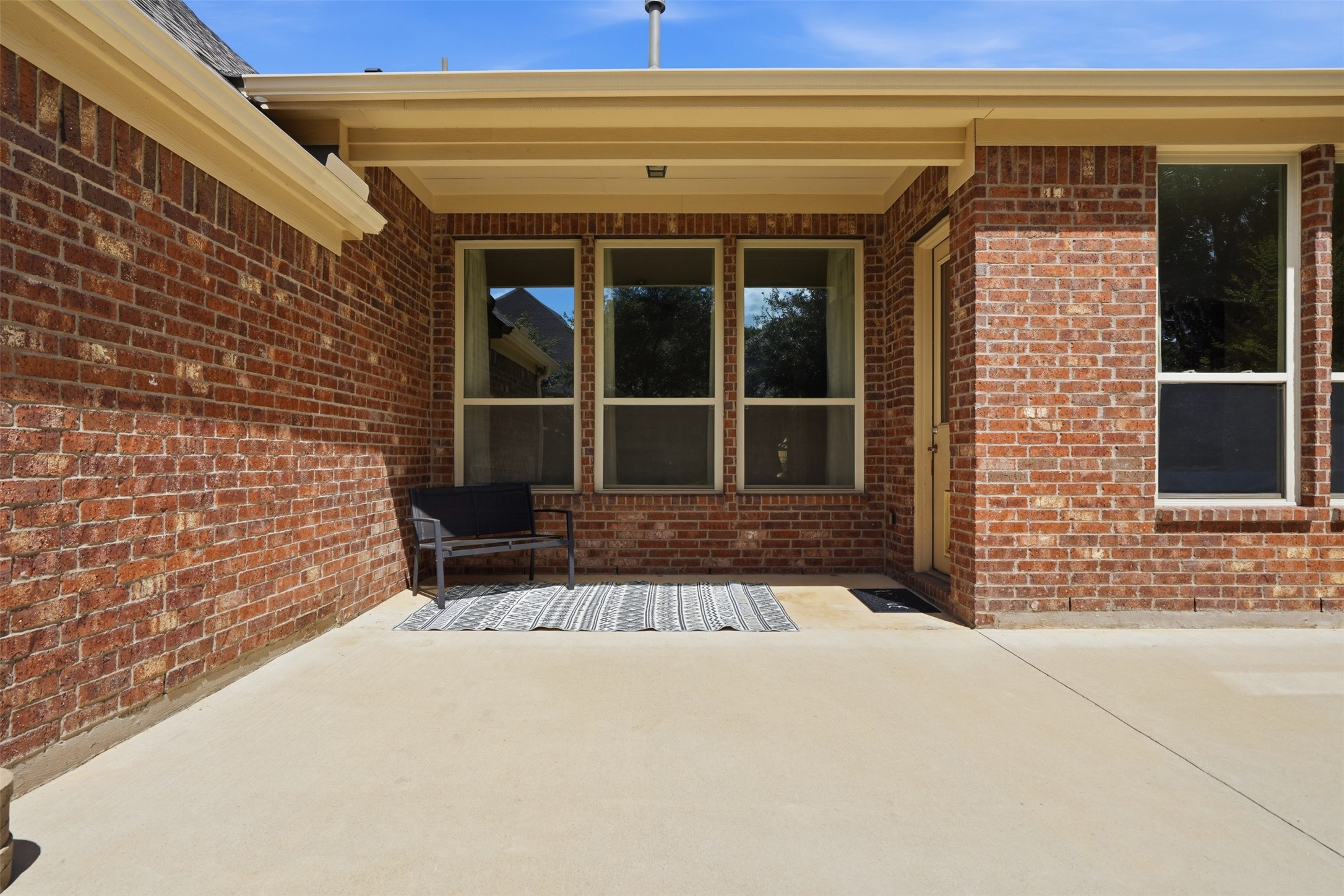 1383 Sandhurst Drive Roanoke TX 76262