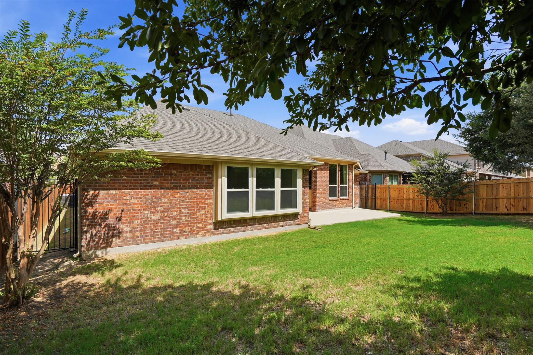 1383 Sandhurst Drive Roanoke TX 76262
