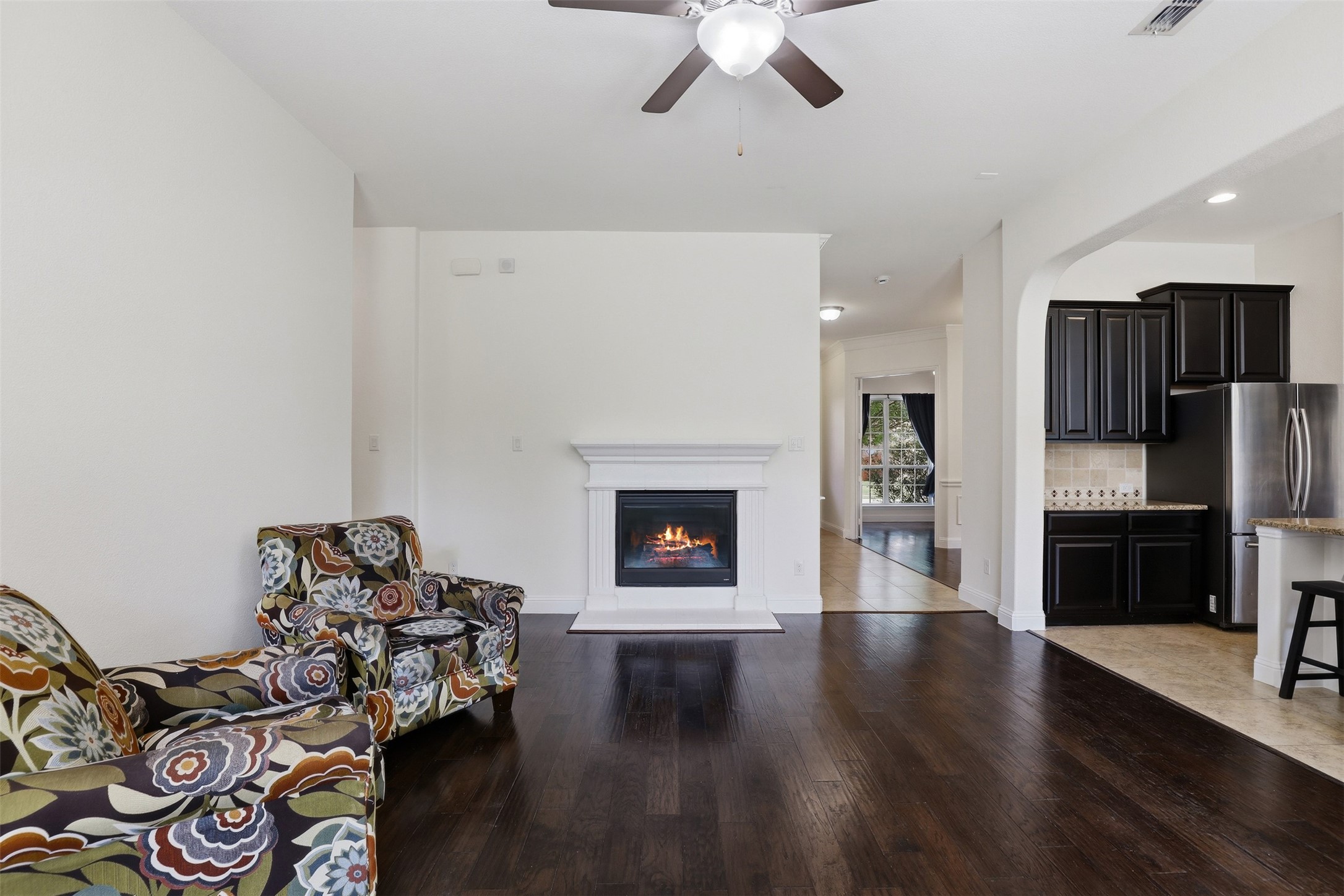 1383 Sandhurst Drive Roanoke TX 76262