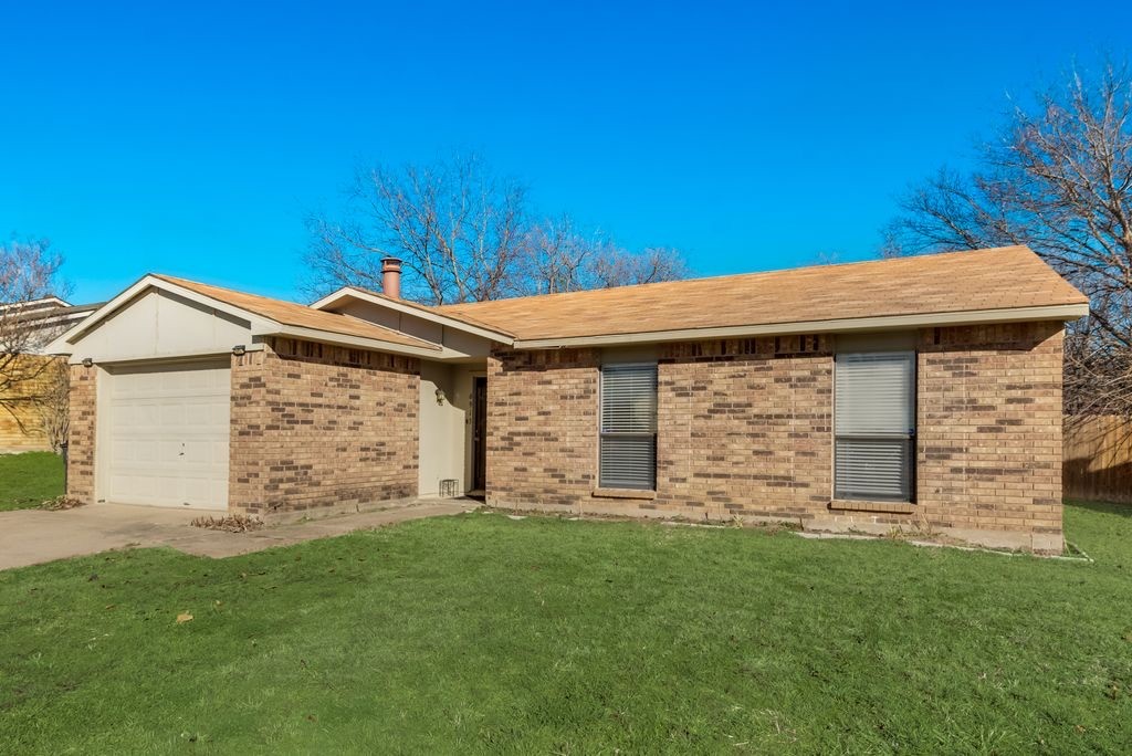 6913 Misty Glen Court Fort Worth TX 76120