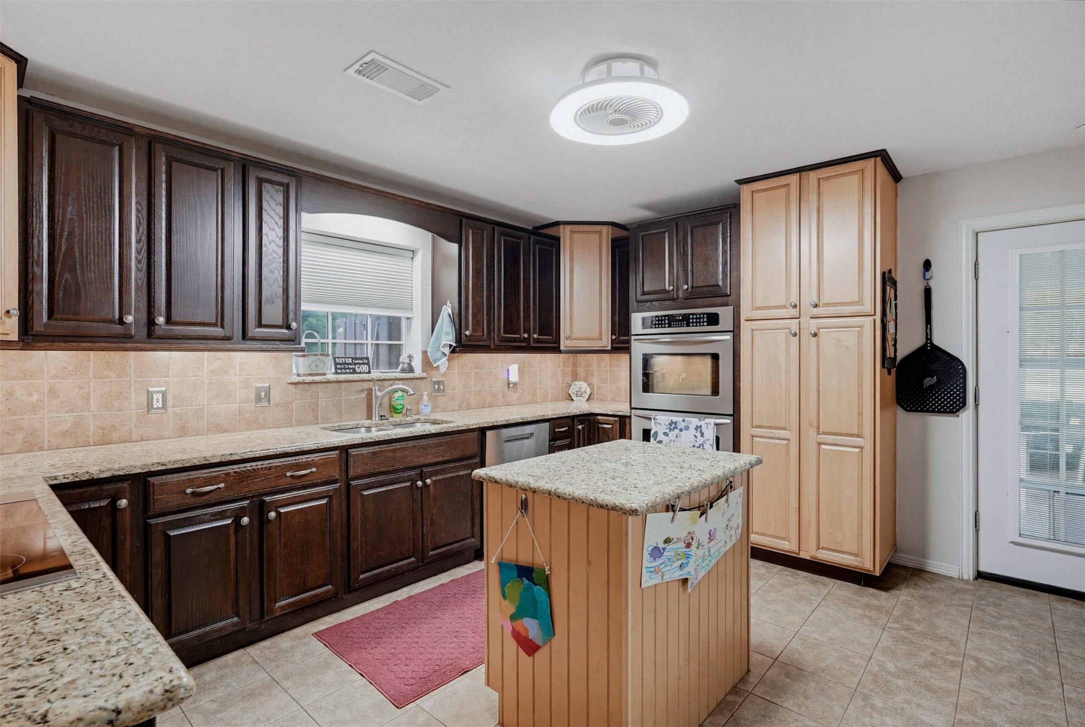 500 Seneca Drive Waxahachie TX 75165