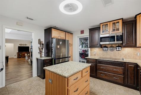 500 Seneca Drive Waxahachie TX 75165