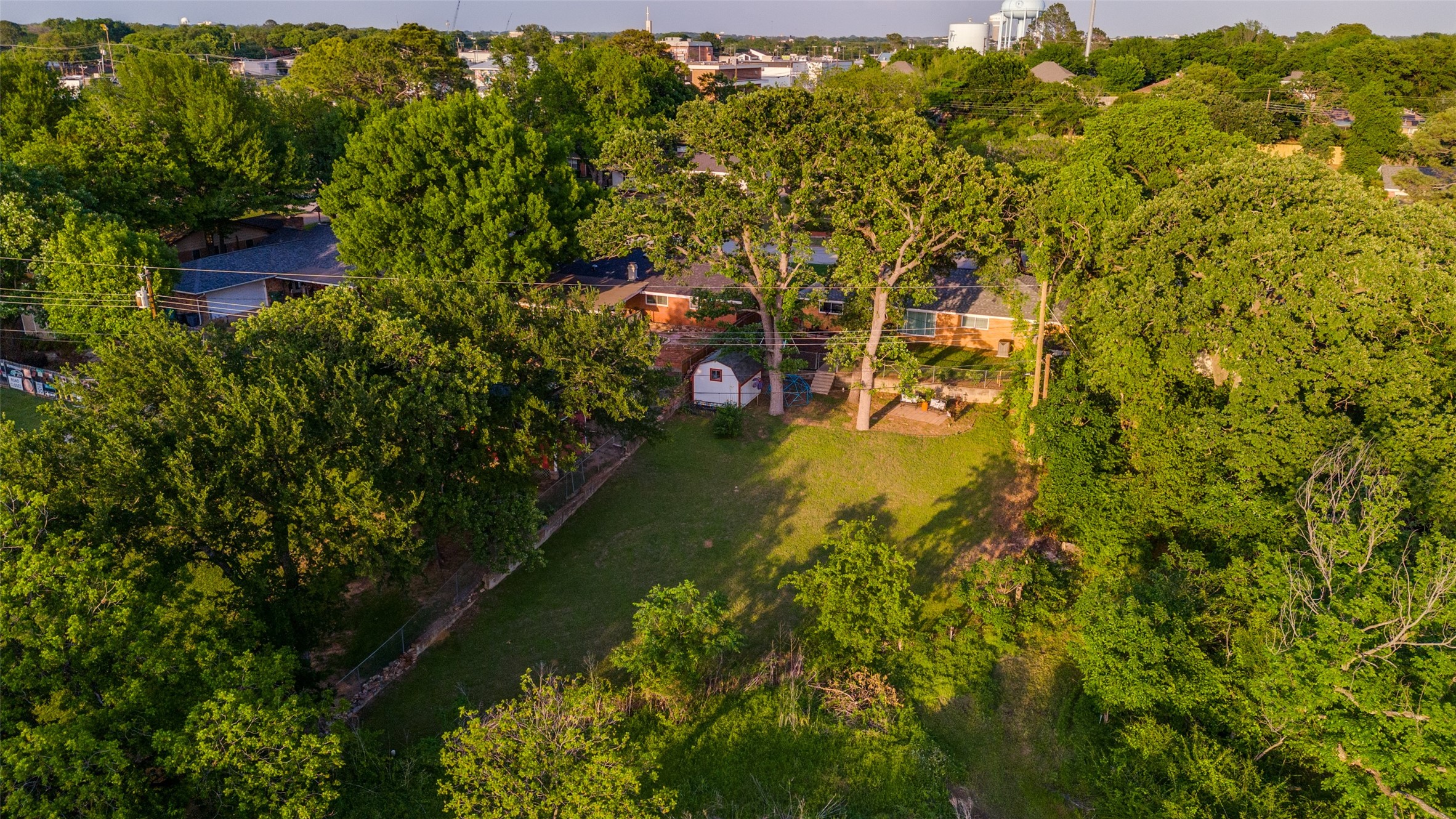1229 Brookside Drive Hurst TX 76053