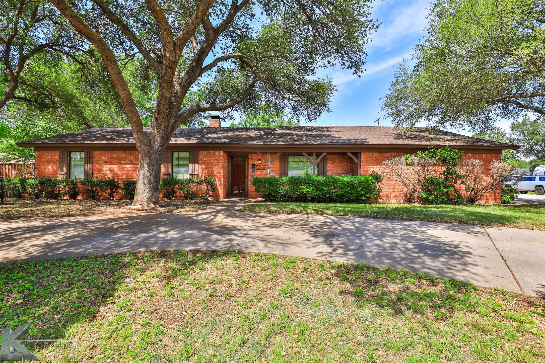 1803 Morris Avenue Sweetwater TX 79556