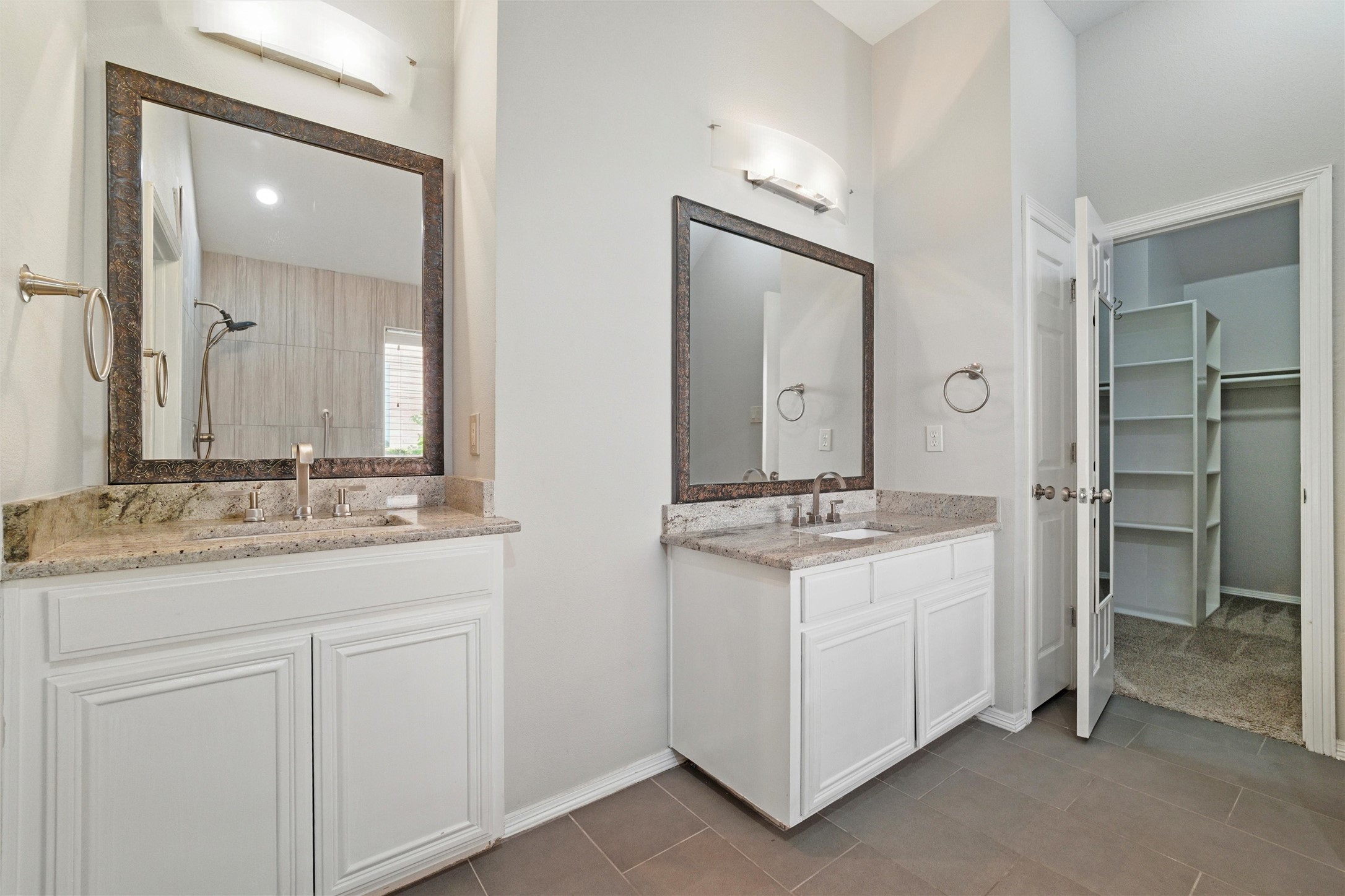 3402 Blue Forest Drive Arlington TX 76001