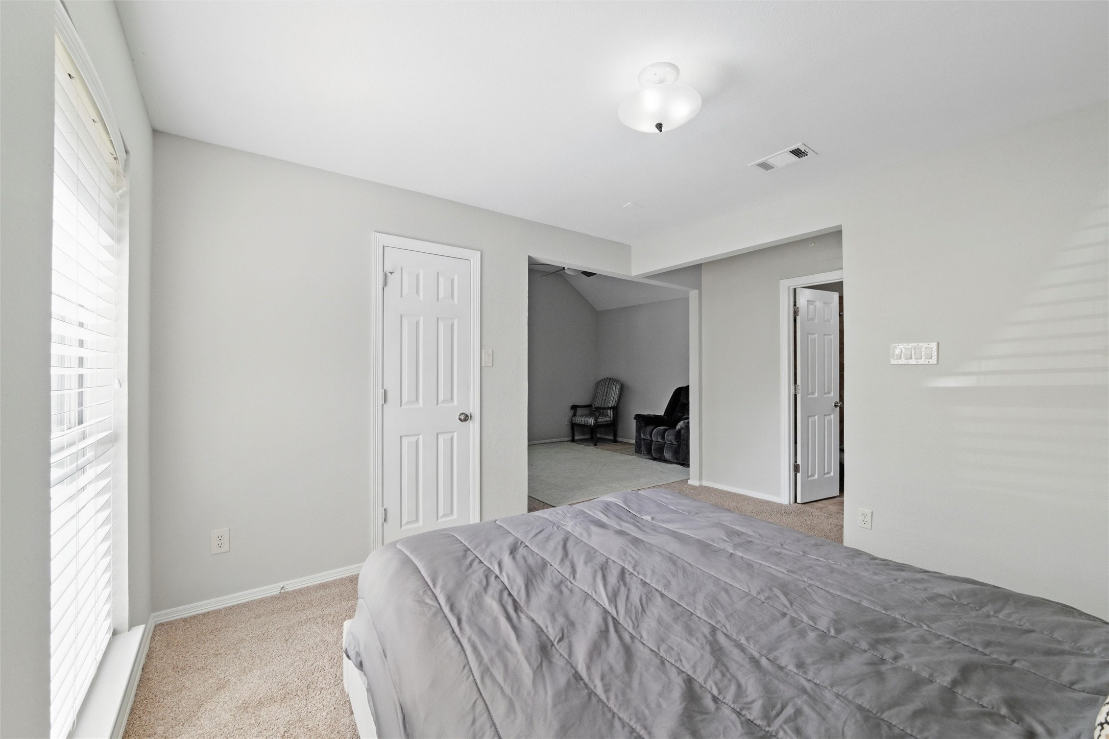 3402 Blue Forest Drive Arlington TX 76001
