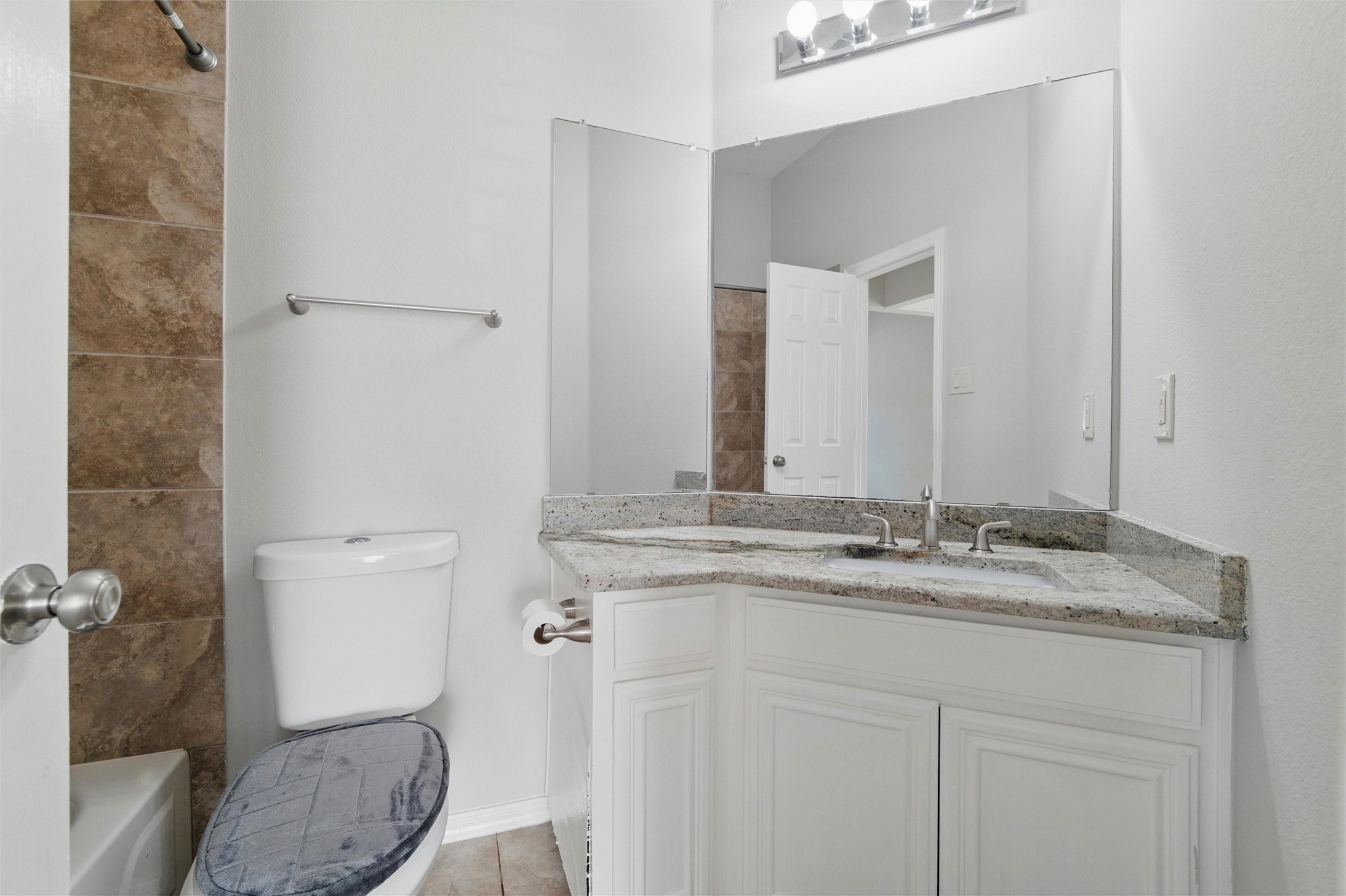 3402 Blue Forest Drive Arlington TX 76001