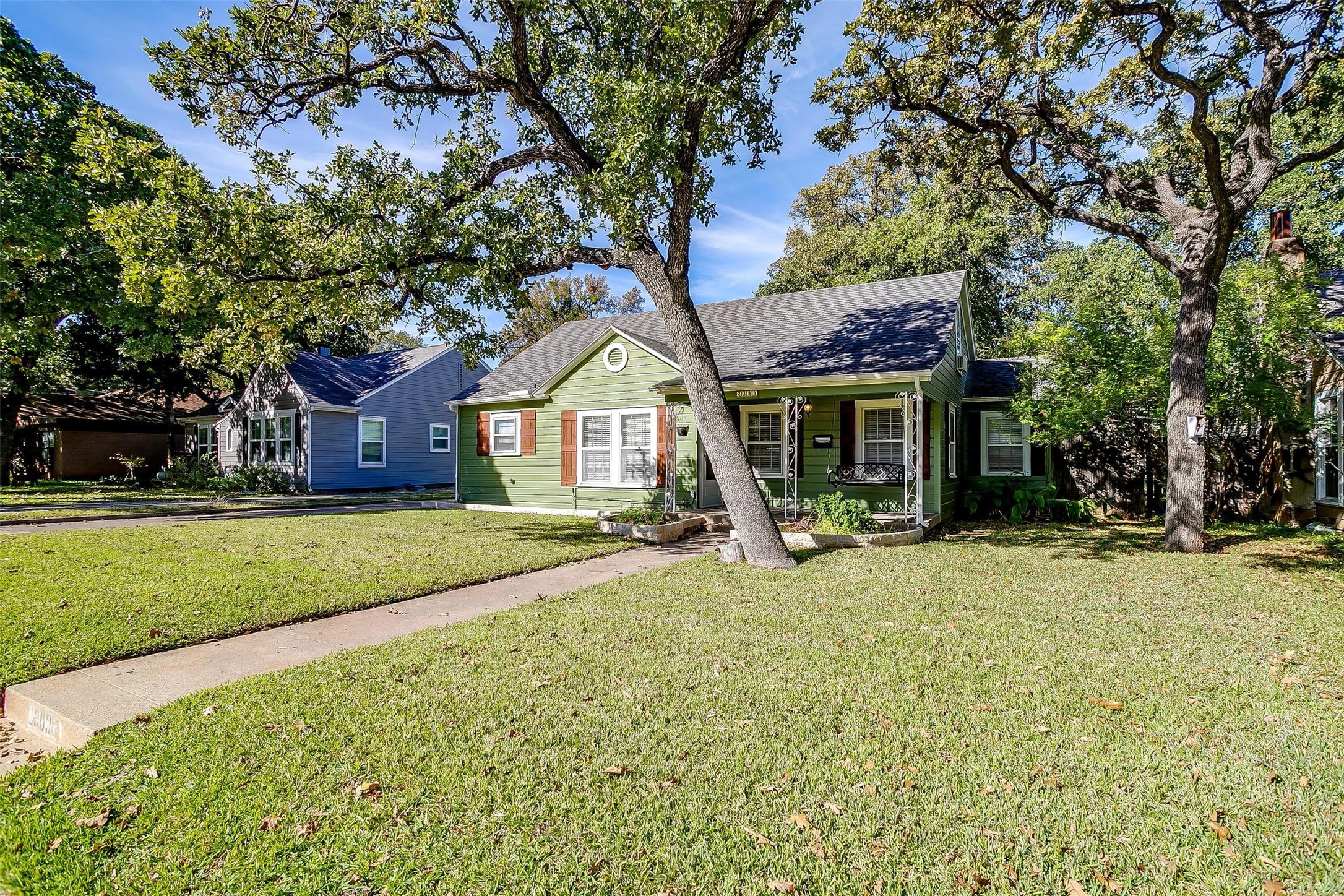 2309 Honeysuckle Avenue Fort Worth TX 76111