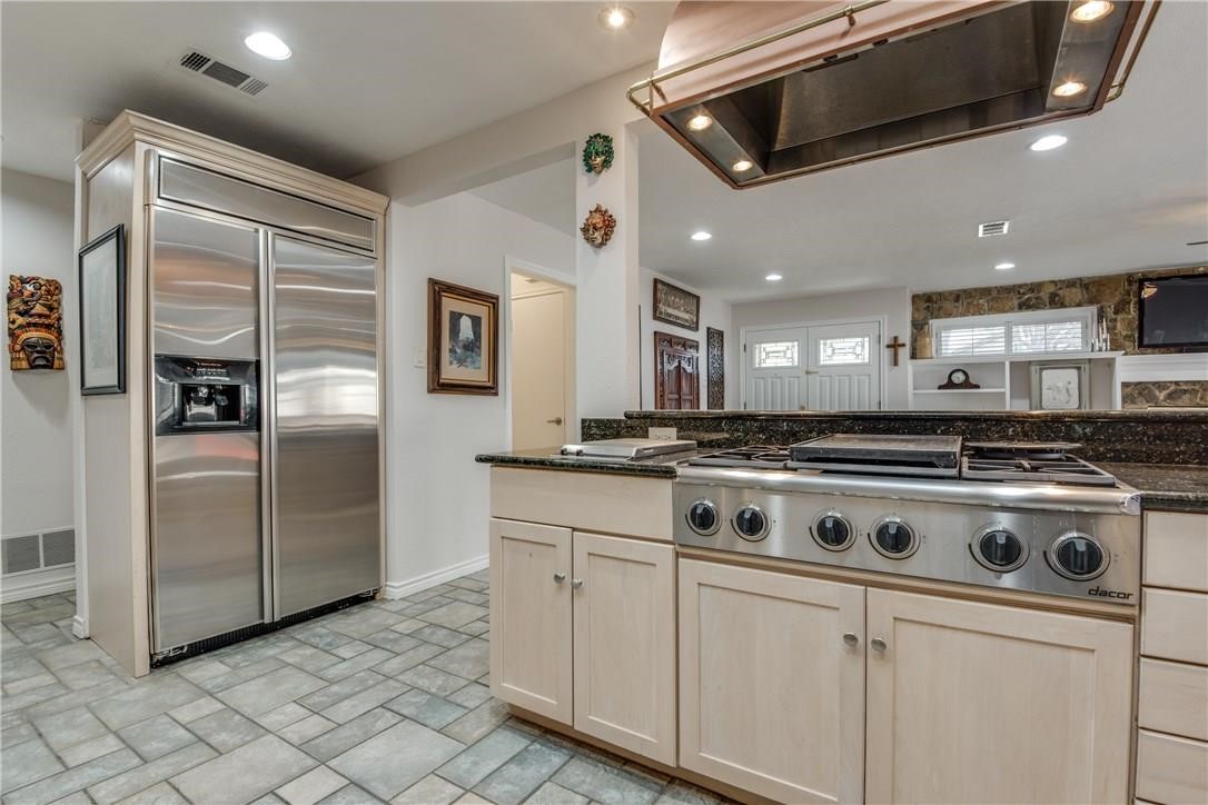 10404 Boedeker Street Dallas TX 75230