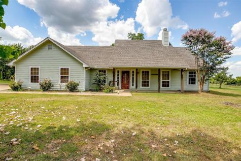 229 Trailwood Drive Joshua TX 76058