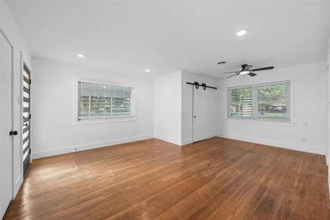 2251 Hartline Drive Dallas TX 75228