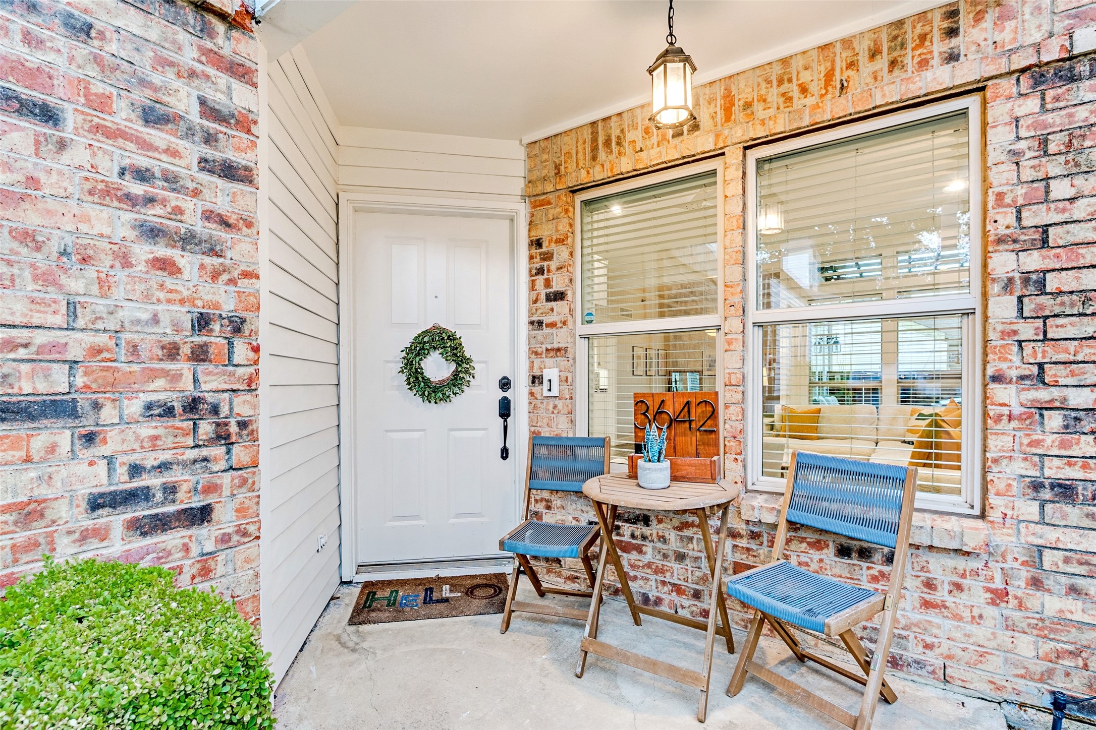3642 Word Street Dallas TX 75204