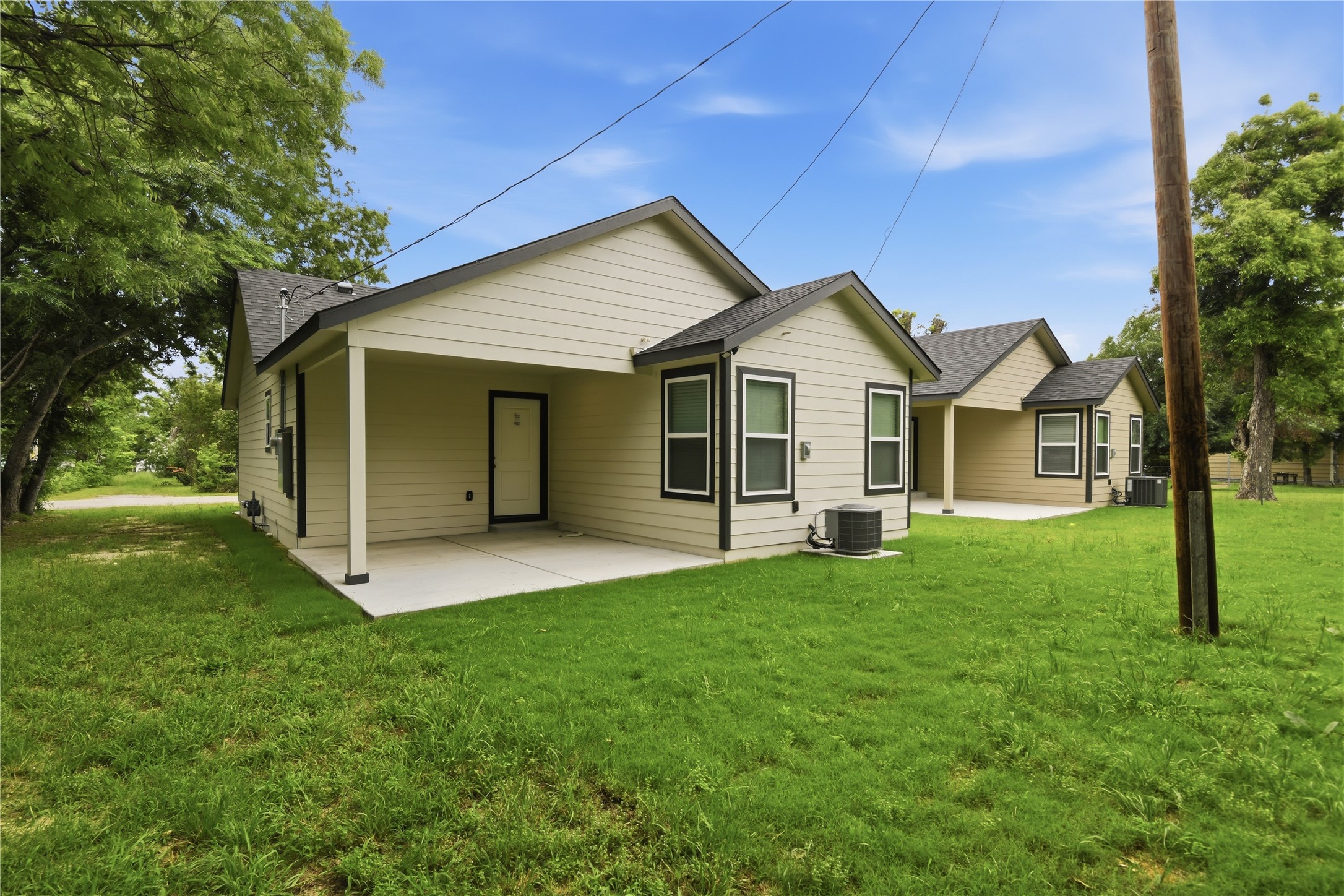 1616 Cleveland Street Greenville TX 75401