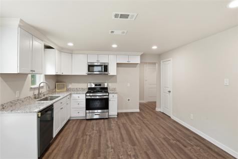 1616 Cleveland Street Greenville TX 75401