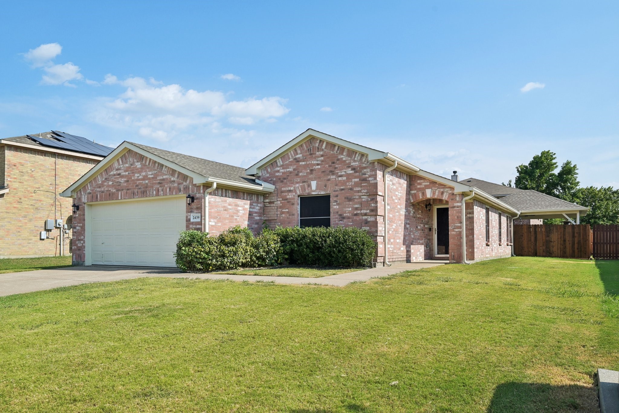 2439 Canyon Springs Drive Grand Prairie TX 75052