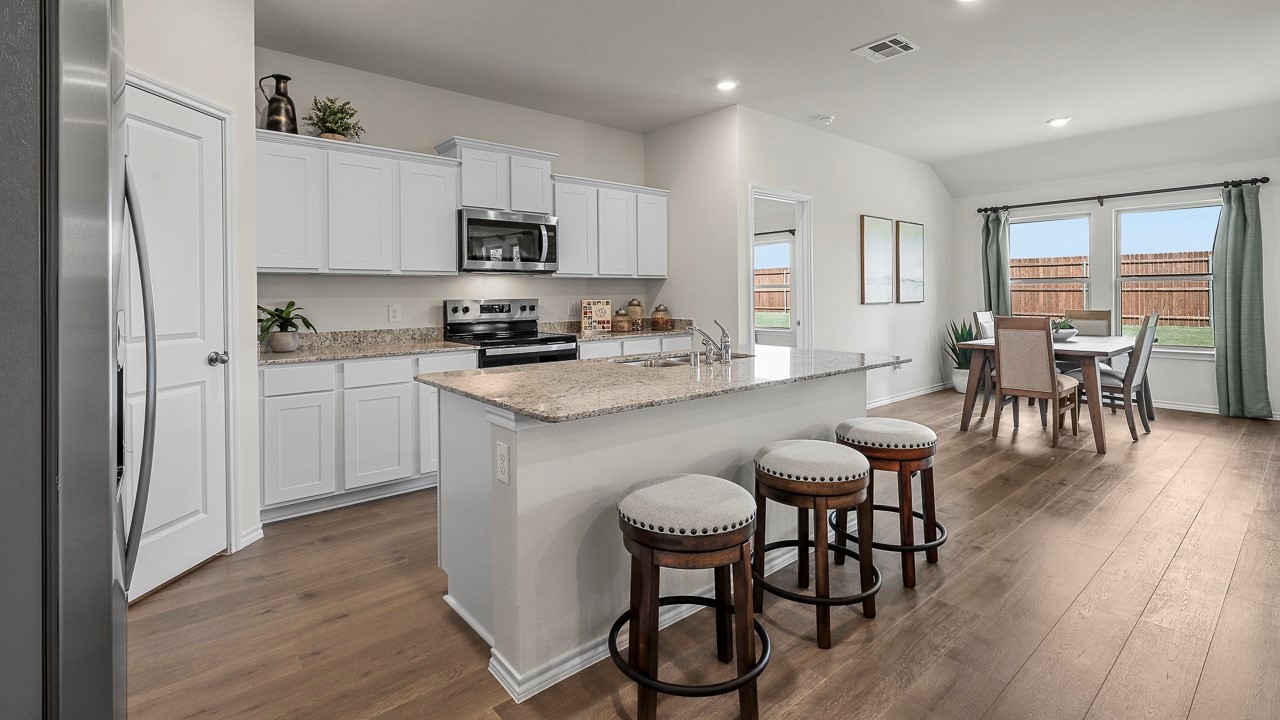 3302 Charleston Drive Ennis TX 75119