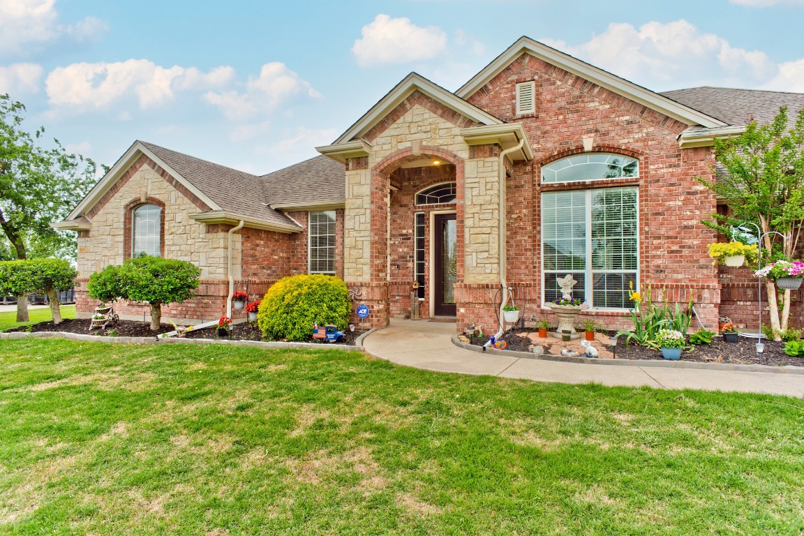 12009 Gainesway Court Haslet TX 76052