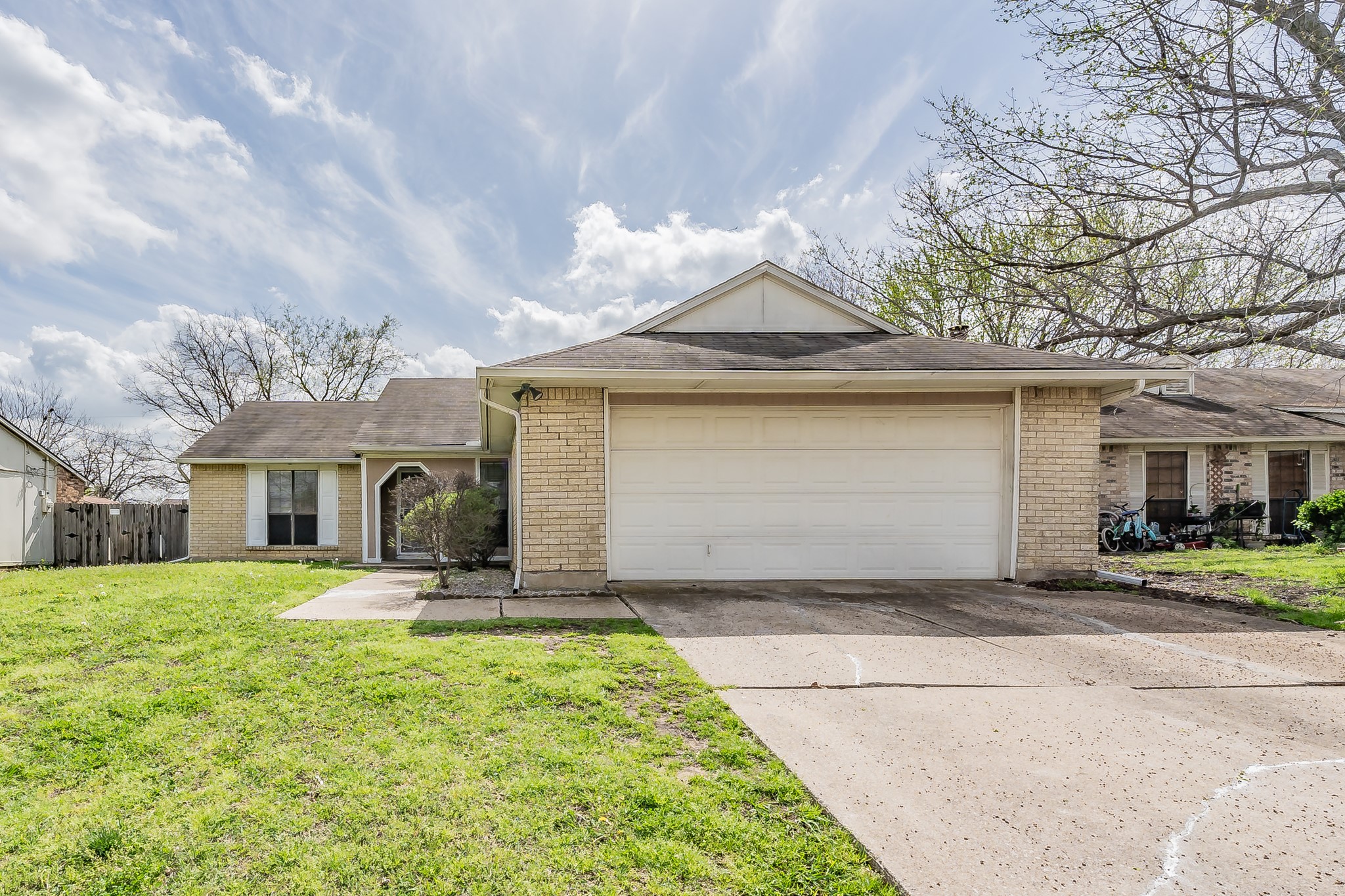 802 Edgemont Drive Arlington TX 76017