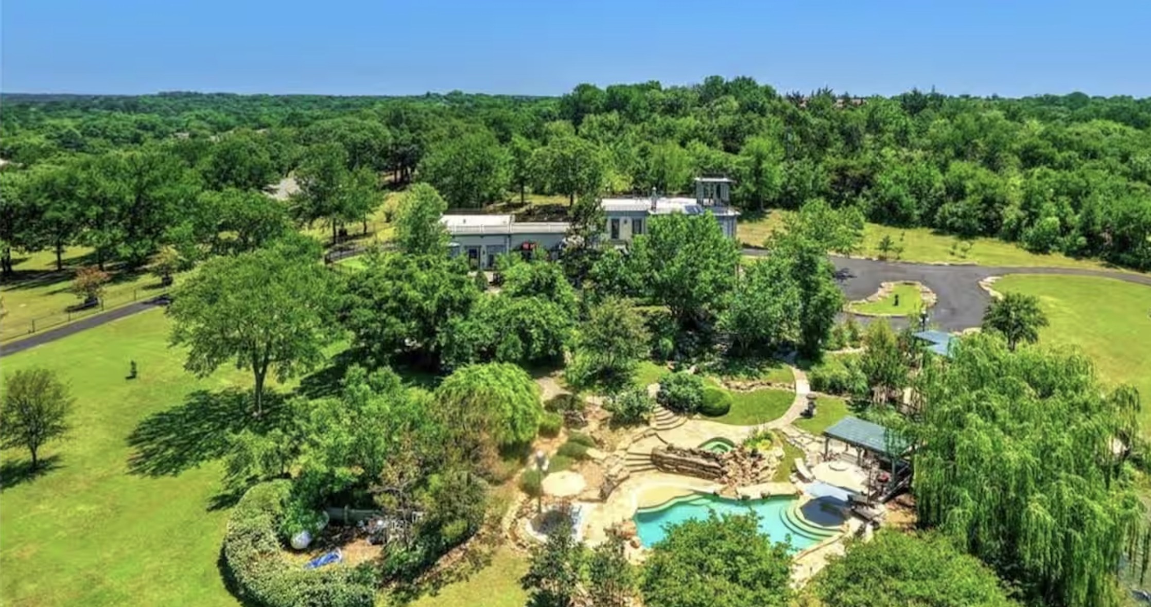 310 Ball Park Loop Denison TX 75020