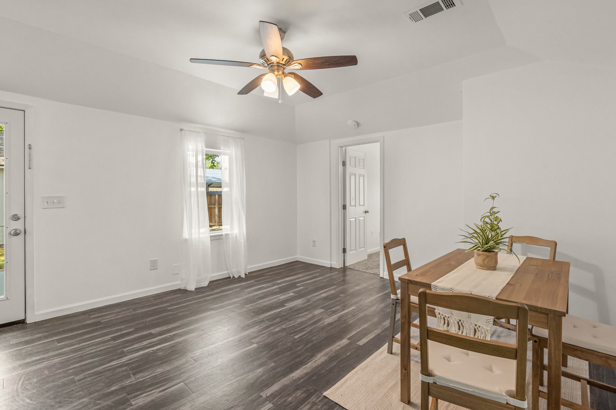 710 W Willow Street Sanger TX 76266