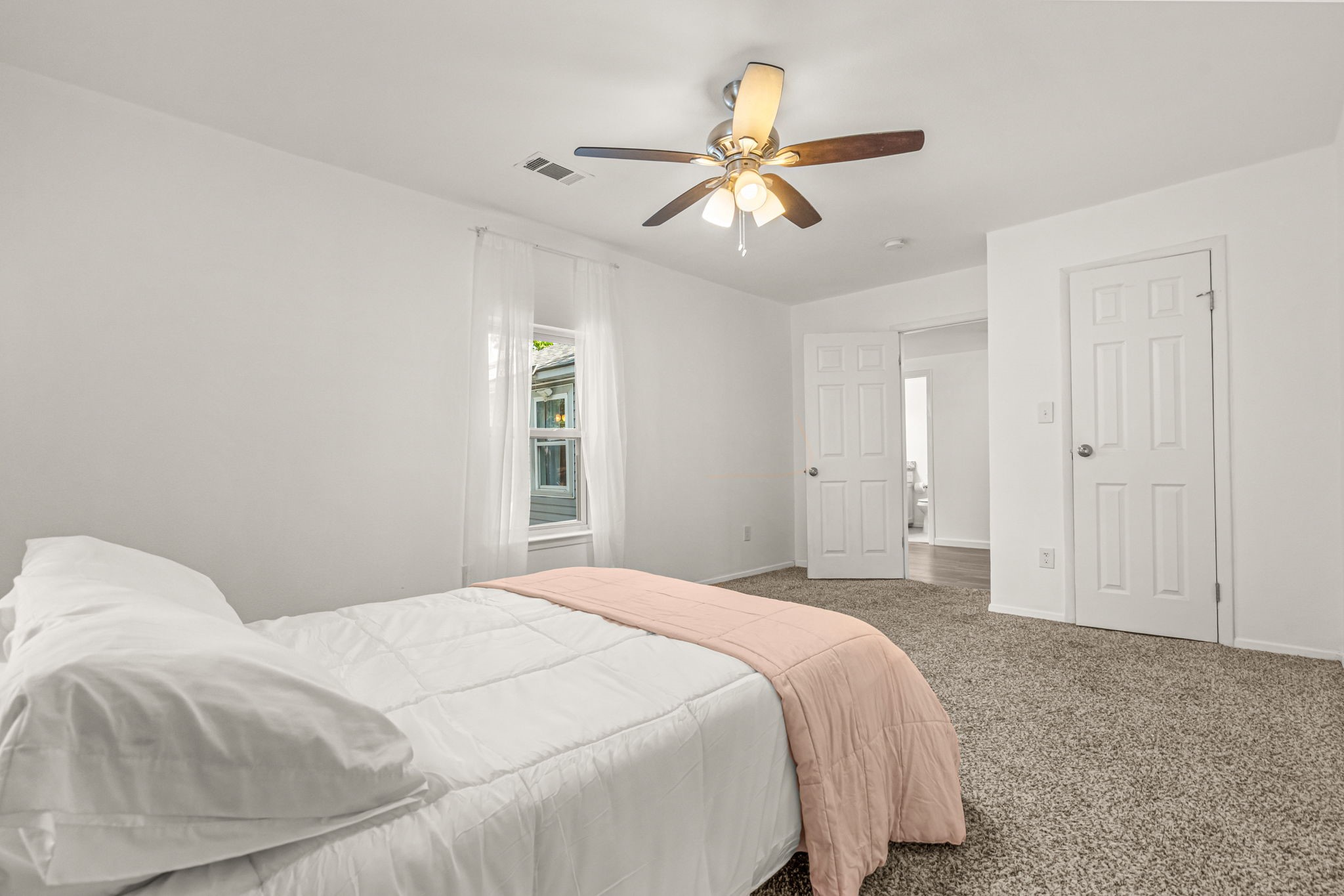 710 W Willow Street Sanger TX 76266