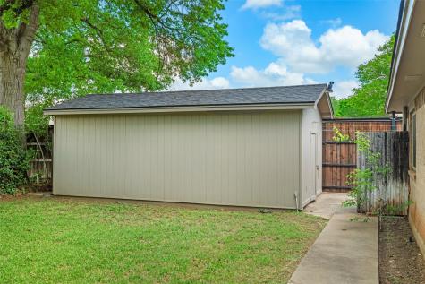 711 Hinsdale Drive Arlington TX 76006
