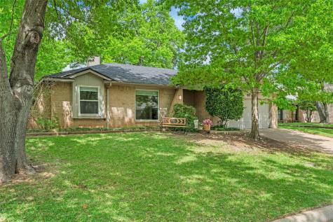 711 Hinsdale Drive Arlington TX 76006