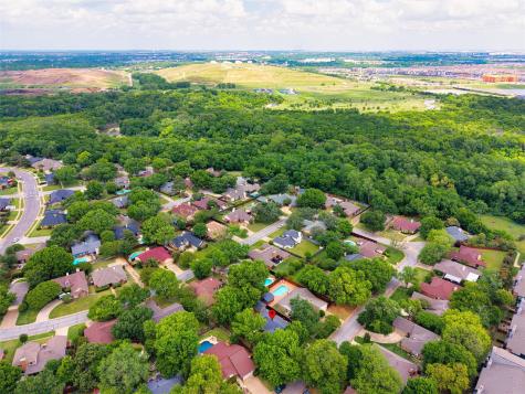 711 Hinsdale Drive Arlington TX 76006