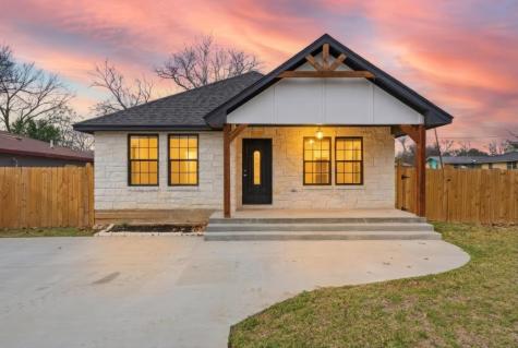 211 Moss Avenue Hearne TX 77859