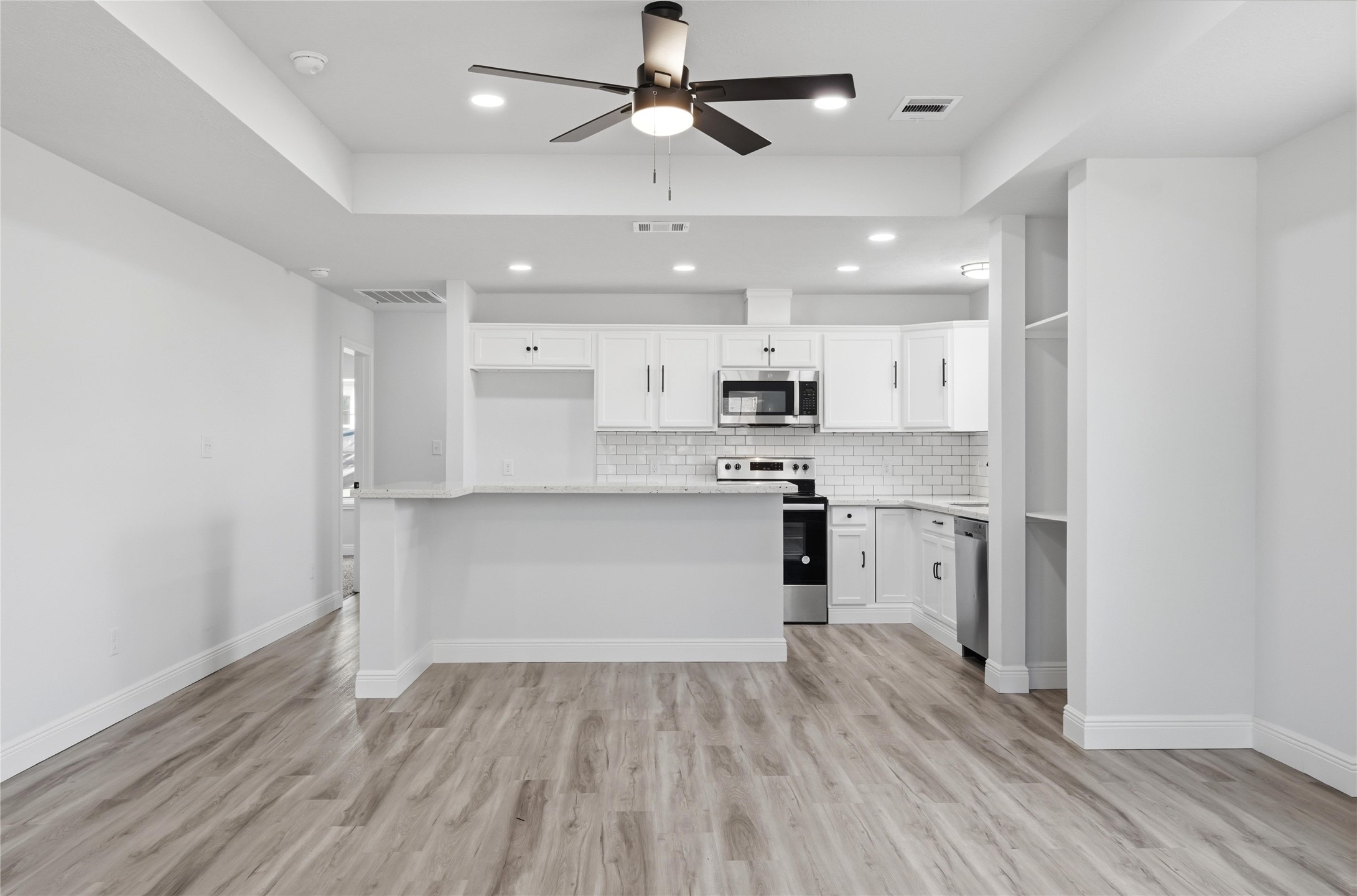 211 Moss Avenue Hearne TX 77859