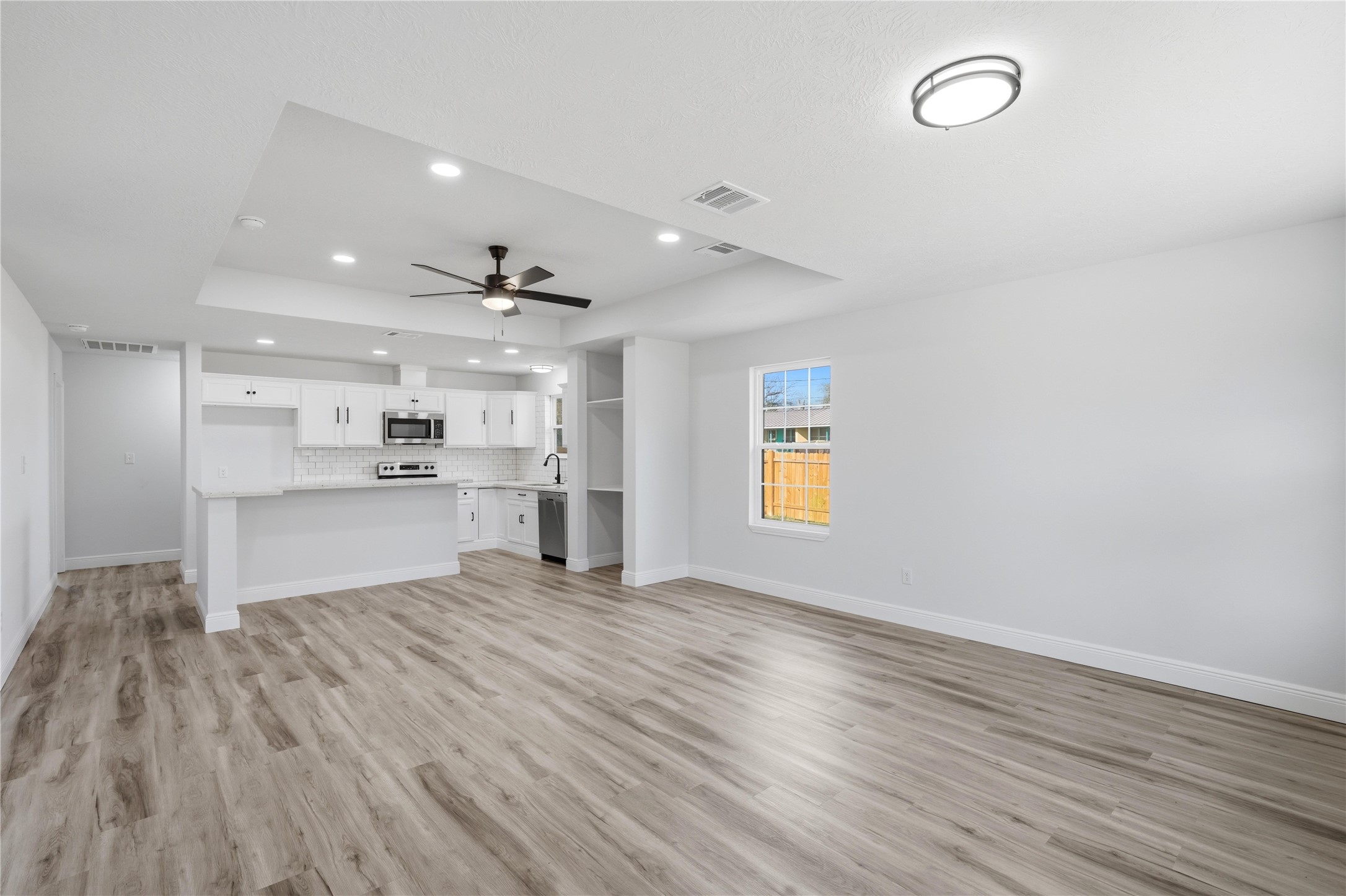 211 Moss Avenue Hearne TX 77859