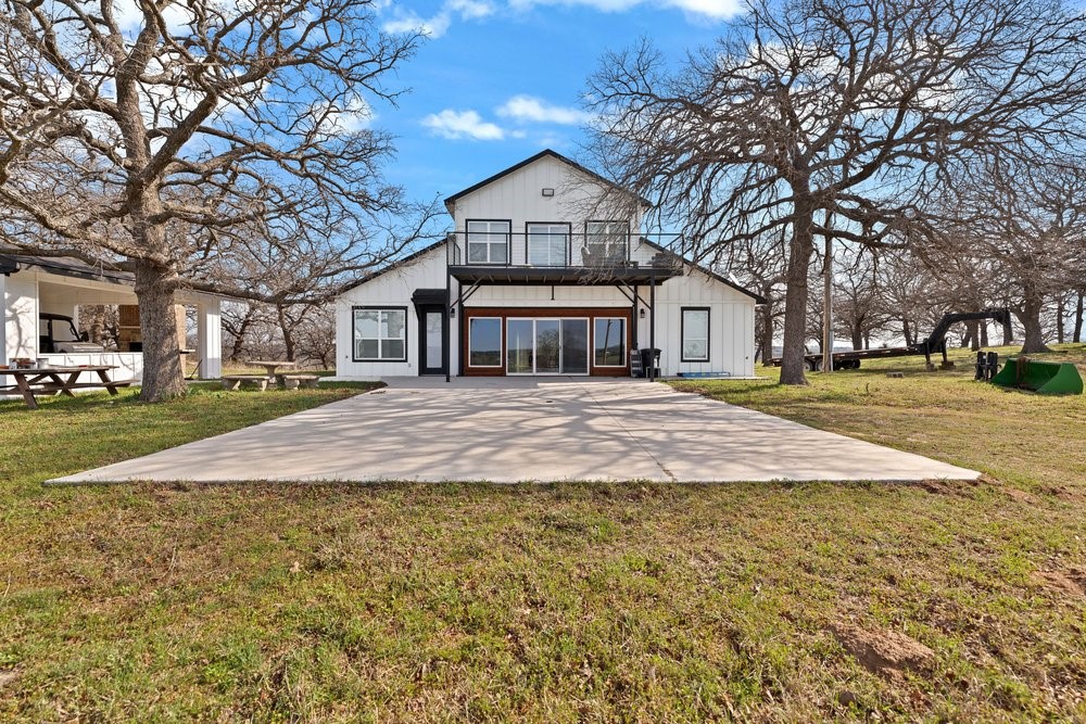 1091 County Road 345 Forestburg TX 76239