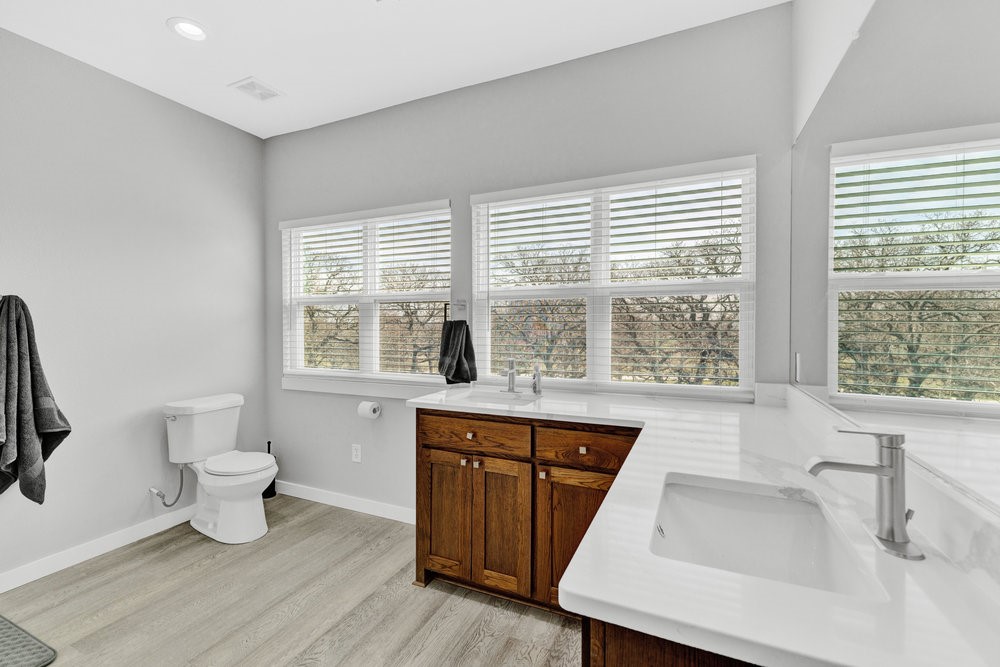 1091 County Road 345 Forestburg TX 76239
