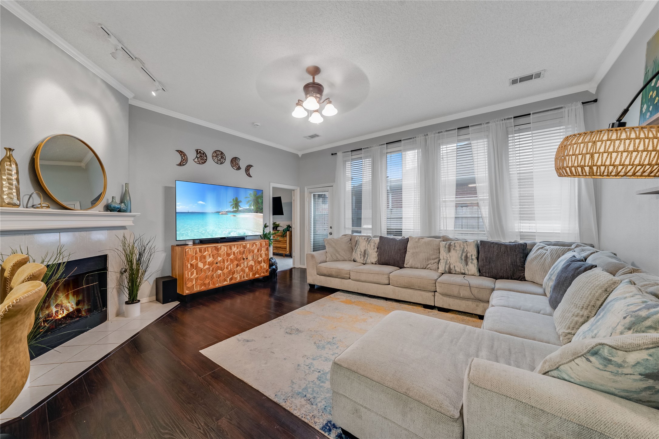 4152 Creekhollow Drive Carrollton TX 75010