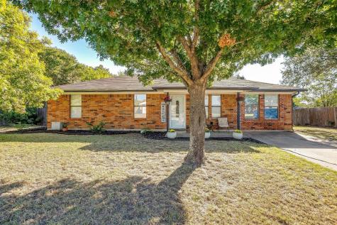 513 White Oak Lane Burleson TX 76028