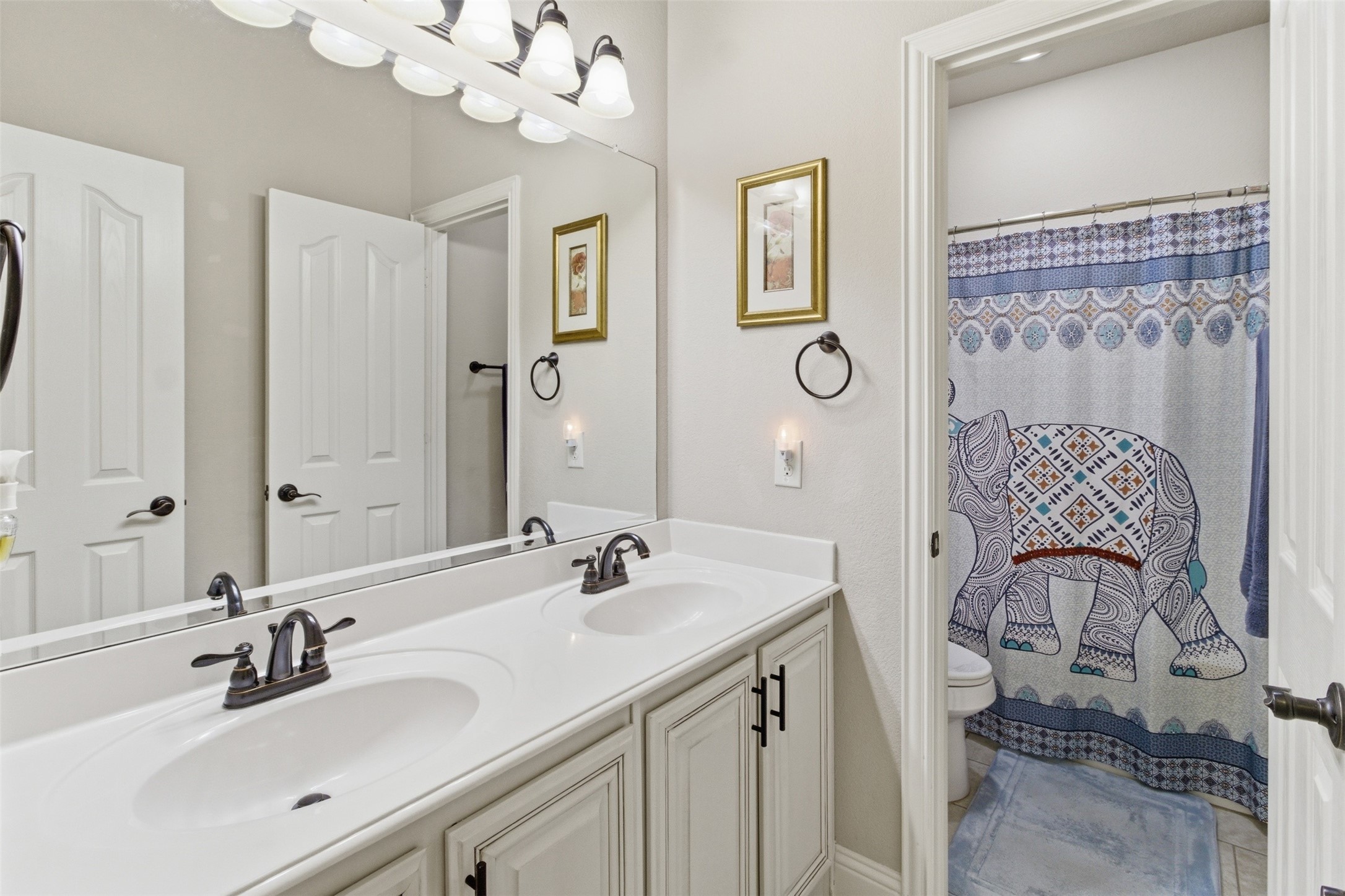8100 Canyon Drive Aubrey TX 76227