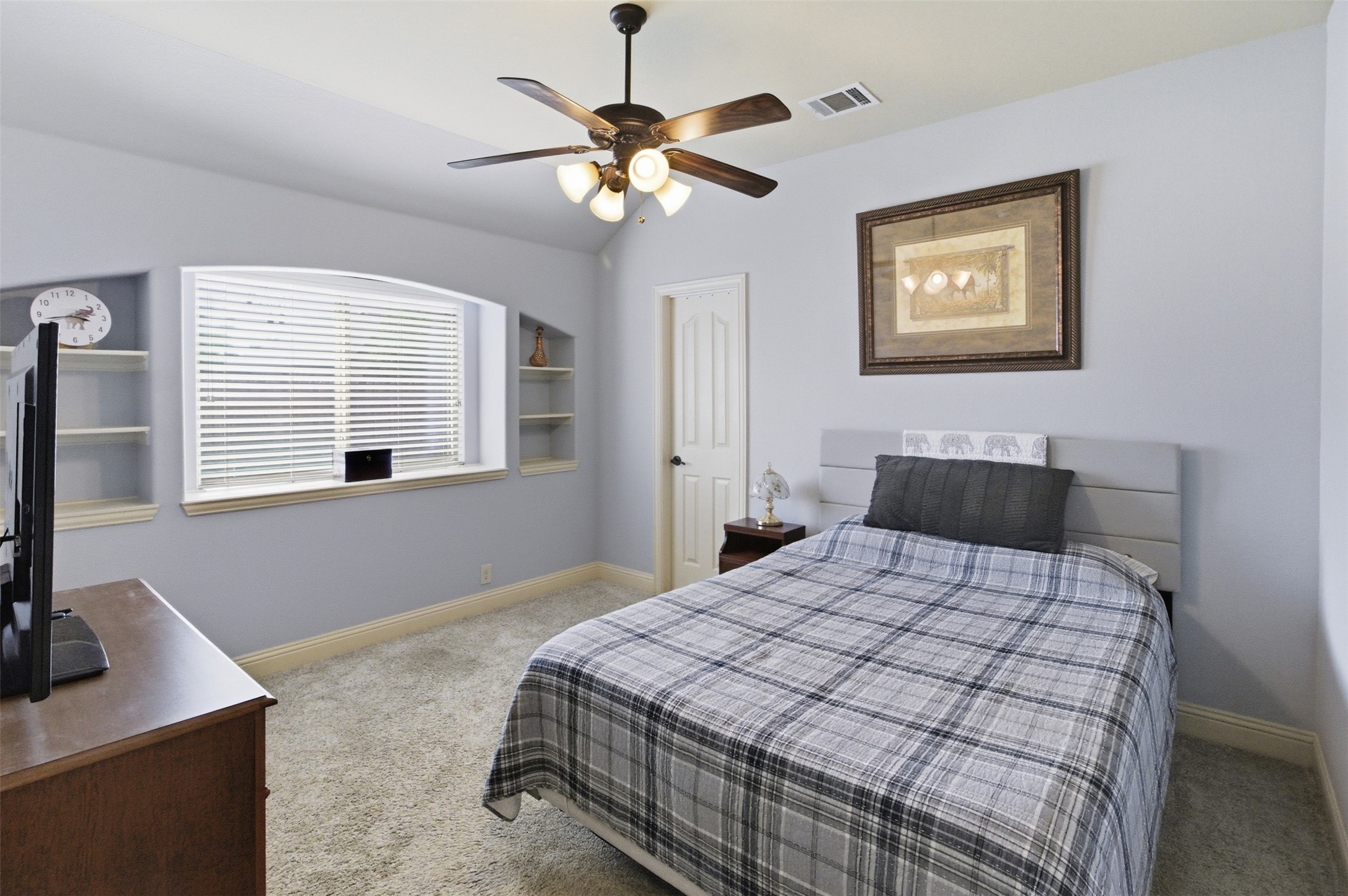 8100 Canyon Drive Aubrey TX 76227
